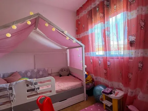 Prodaja, trosoban stan, 90m², Blok 9, Podgorica - image 22