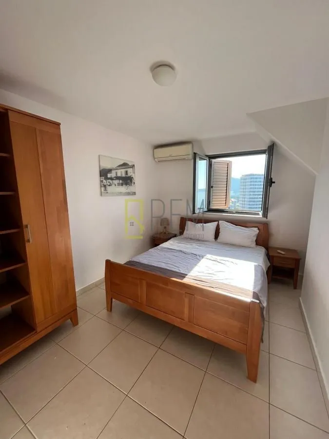Sale, three bedroom apartment, 75m², Bečići, Budva
