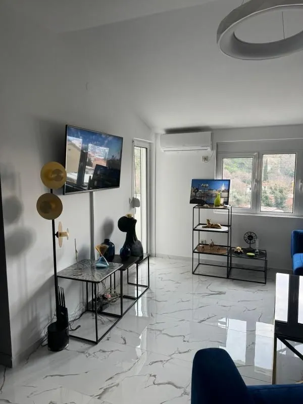 Sale, two bedroom apartment, 78m², Lazi, Budva