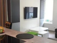 Izdavanje, trosoban stan, 110m², Seljanovo, Tivat - image 11