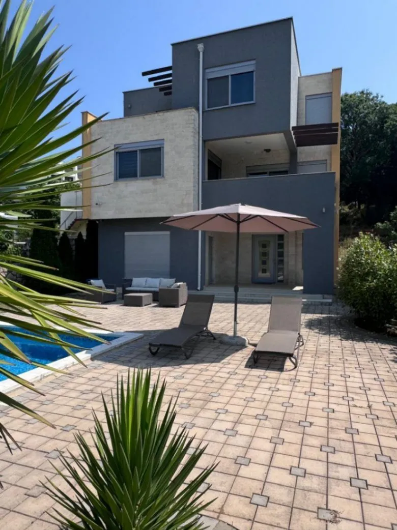 Sale, house, 270m², Utjeha, Bar