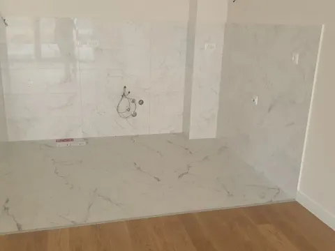 Izdavanje, dvosoban stan, 82m², Kod Capital Plaze, Podgorica - image 4