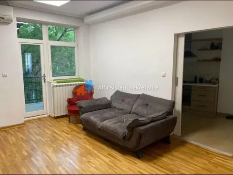 Izdavanje, trosoban stan, 80m², Vračar Hram, Vračar Sve Podlokacije - image 2