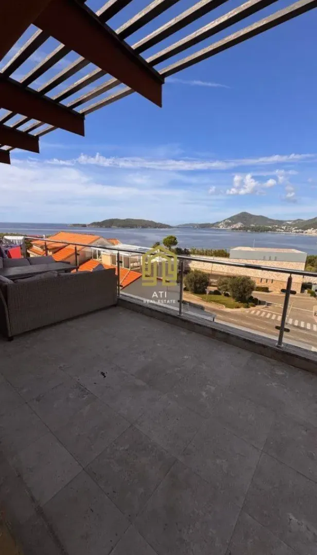Sale, three bedroom apartment, 151m², Kamenovo, Budva