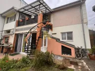 Prodaja, kuća, 114m², Adamovićevo Naselje, Novi Sad Sve Podlokacije
