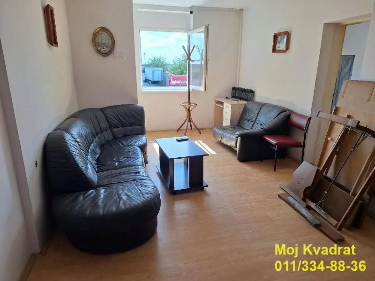 Prodaja, kuća, 902m², Šimanovci, Pećinci