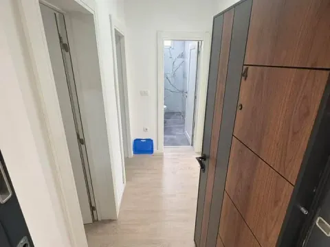 Rent, two bedroom apartment, 60m², Centar, Bar - image 10