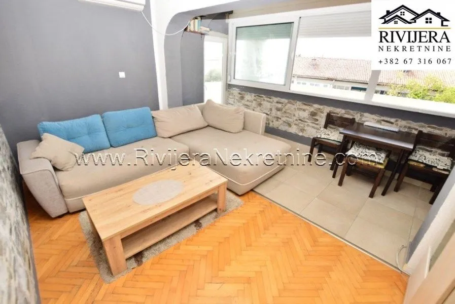 Prodaja, dvosoban stan, 75m², Centar, Herceg Novi