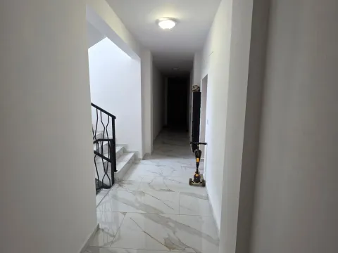 Izdavanje, dvosoban stan, 70m², Podgorica, Crna Gora - image 11