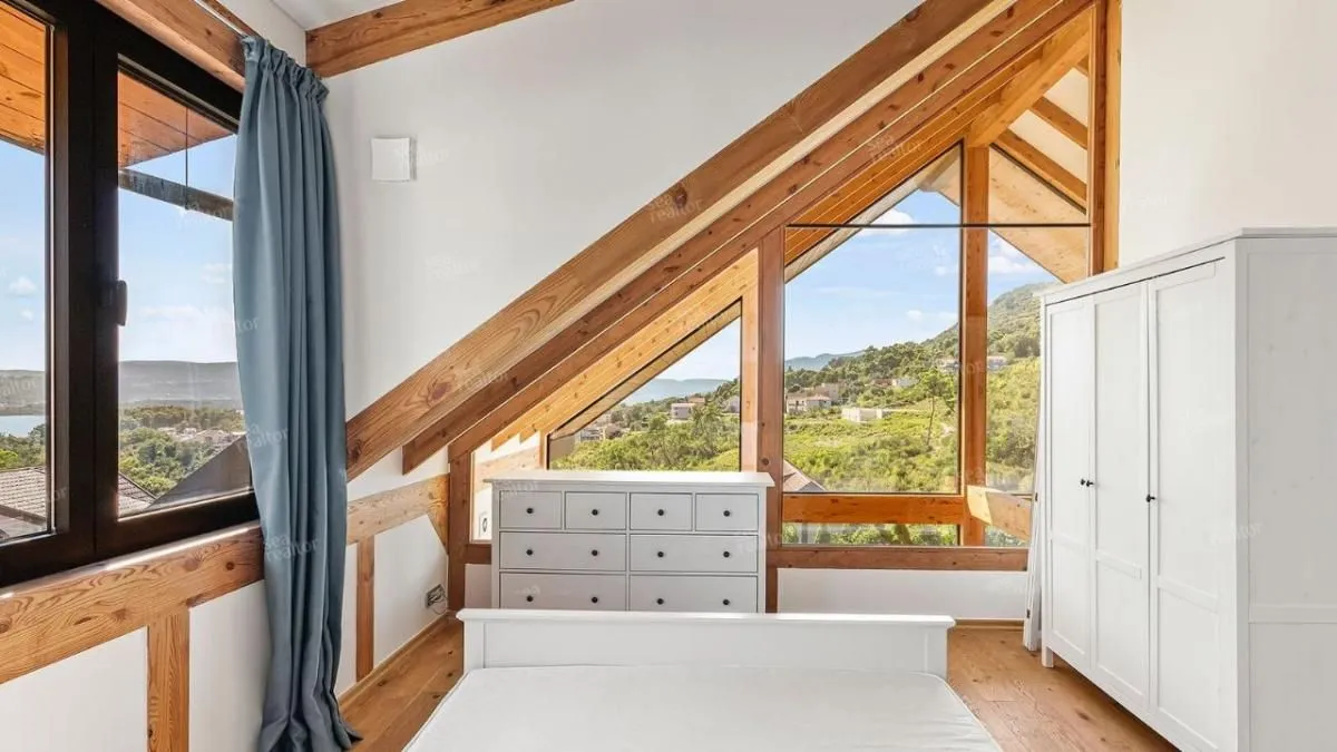 Prodaja, kuća, 162m², Tivat, Crna Gora