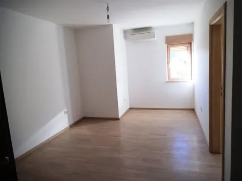 Sale, apartment, 1150m², Bečići, Budva - image 9
