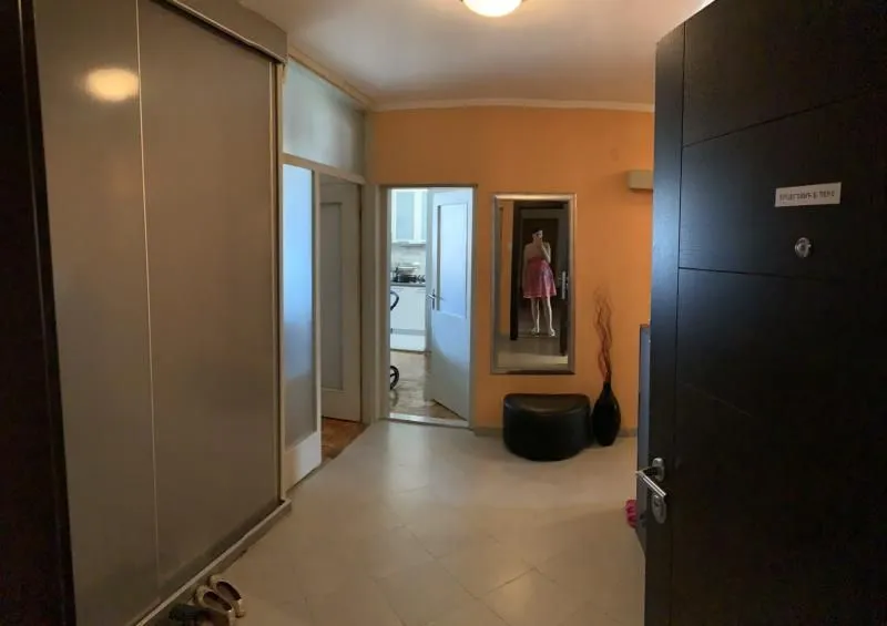 Sale, four bedroom apartment, 104m², Tivat, Crna Gora