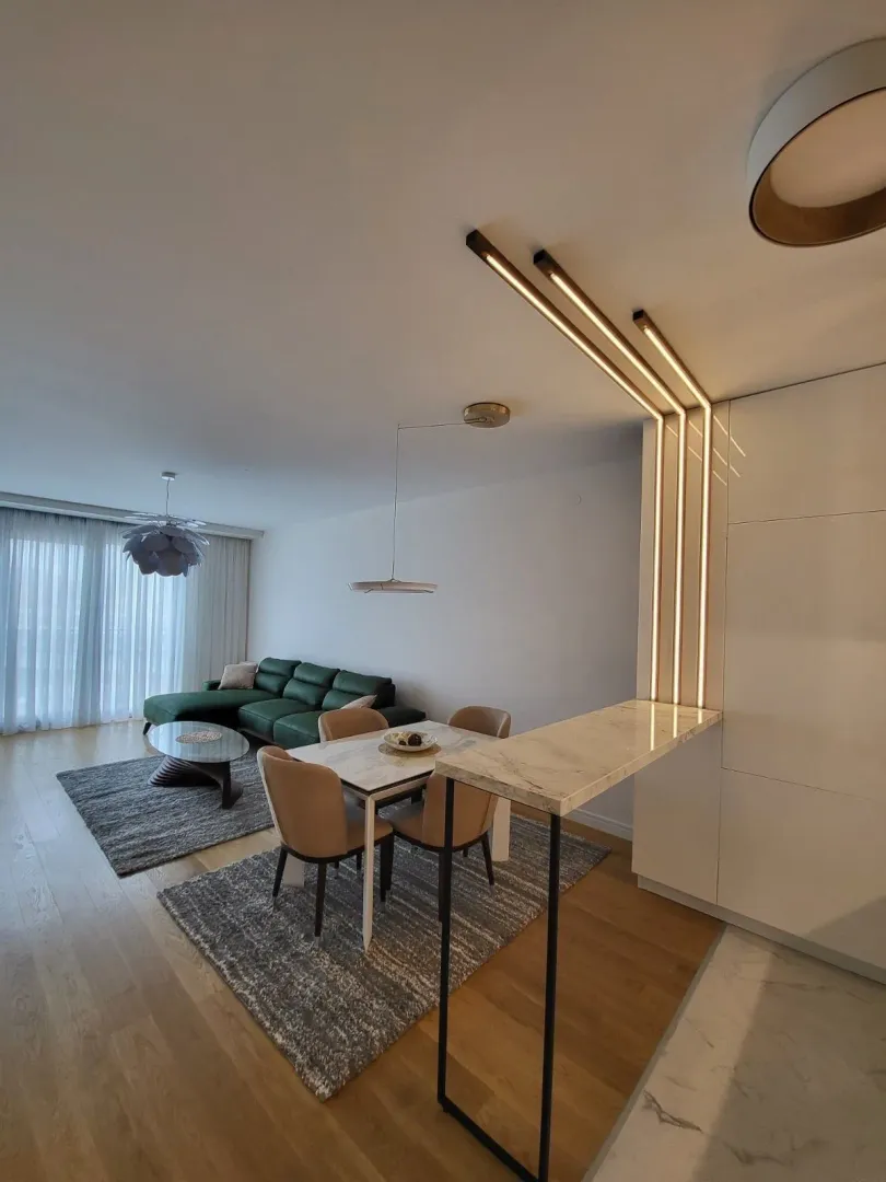 Izdavanje, dvosoban stan, 57m², Preko Morače, Podgorica