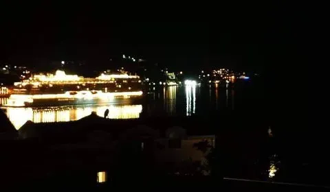 Rent, three bedroom apartment, 81m², Kotor, Crna Gora - image 11