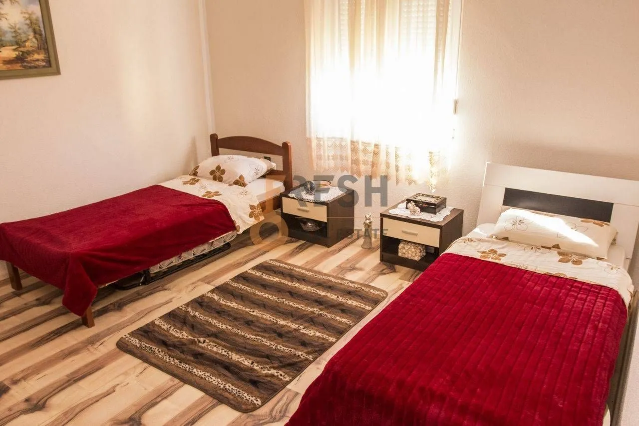 Sale, house, 400m², Ostalo, Podgorica