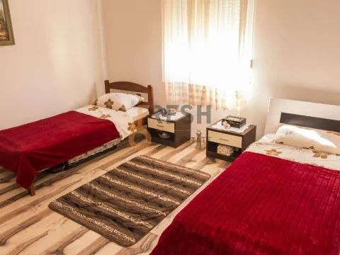 Sale, house, 400m², Ostalo, Podgorica - image 6