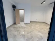 Izdavanje, poslovni prostor, 20m², Vezirov Most, Podgorica - image 9