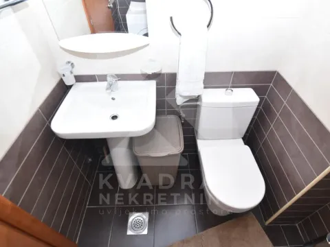 Rent, two bedroom apartment, 90m², Preko Morače, Podgorica - image 11