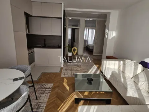 Izdavanje, dvosoban stan, 70m², Preko Morače, Podgorica - image 3