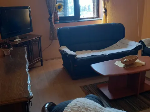 Rent, apartment, 85m², Podgorica, Crna Gora - image 1