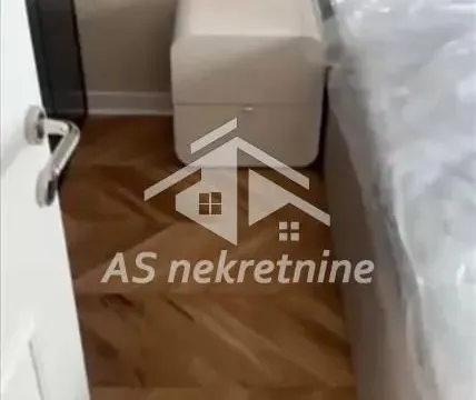 Izdavanje, trosoban stan, 75m², Stari Grad, Beograd - image 14