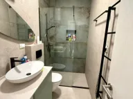 Izdavanje, dvosoban stan, 70m², Centar, Podgorica - image 8