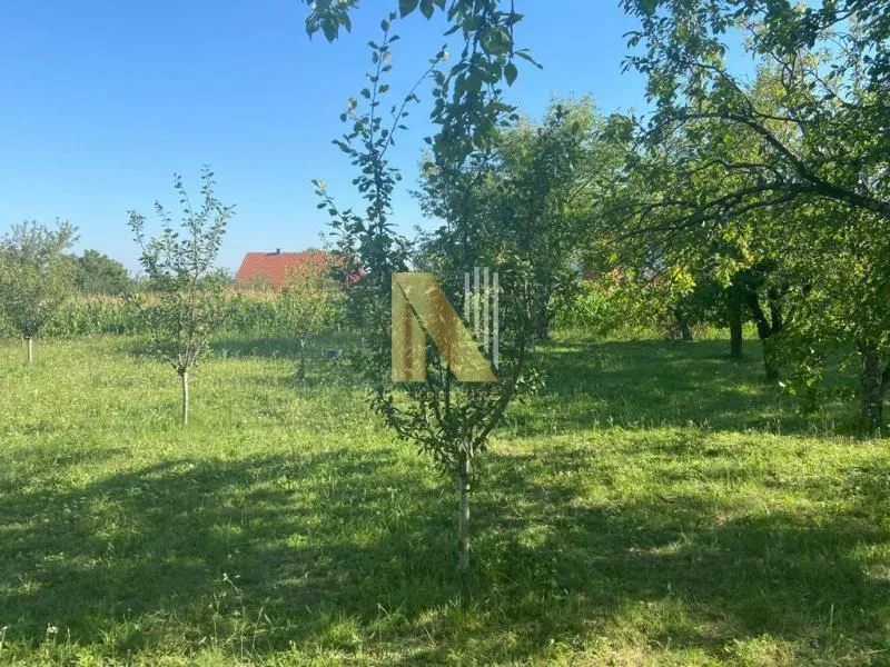 Prodaja, plac, 2800m², Banja Vrdnik, Irig