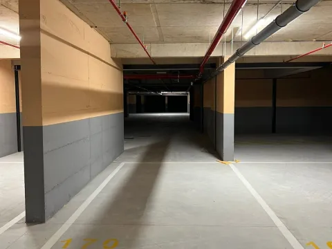 Prodaja, dvosoban stan, 65m², Stari Aerodrom, Podgorica - image 12