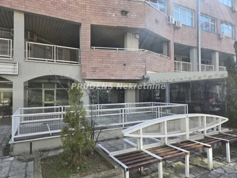 Prodaja, poslovni prostor, 34m², Novi Beograd Blok 10, Novi Beograd Sve Podlokacije - image 2