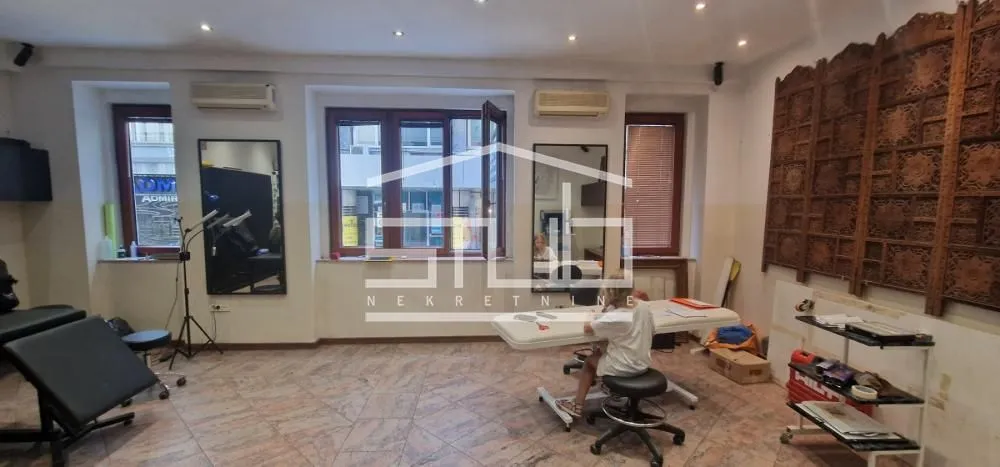 Sale, one bedroom apartment, 60m², Stari Grad, Beograd