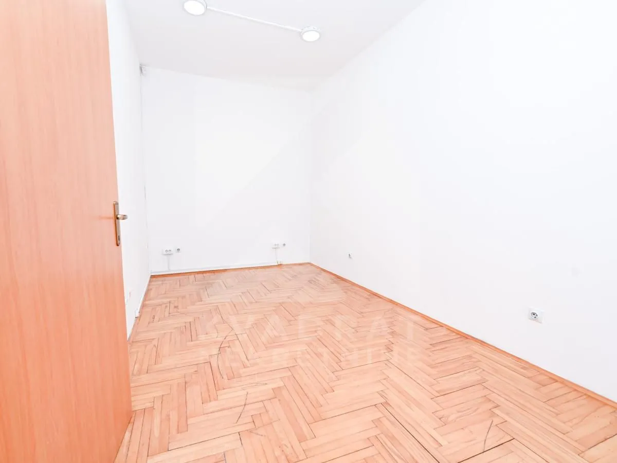 Sale, office space, 143m², Centar, Podgorica
