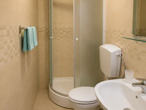 Rent, three bedroom apartment, 90m², Rozino, Budva - image 10