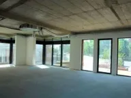 Izdavanje, poslovni prostor, 214m², Altina, Beograd - image 2