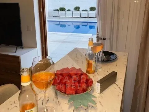 Izdavanje, jednosoban stan, 73m², Obala Đuraševića, Tivat - image 15