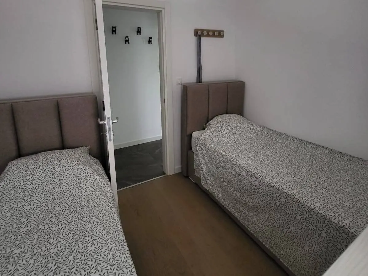 Rent, two bedroom apartment, 62m², Seljanovo, Tivat