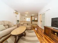 Izdavanje, trosoban stan, 100m², Donja Gorica, Podgorica - image 4