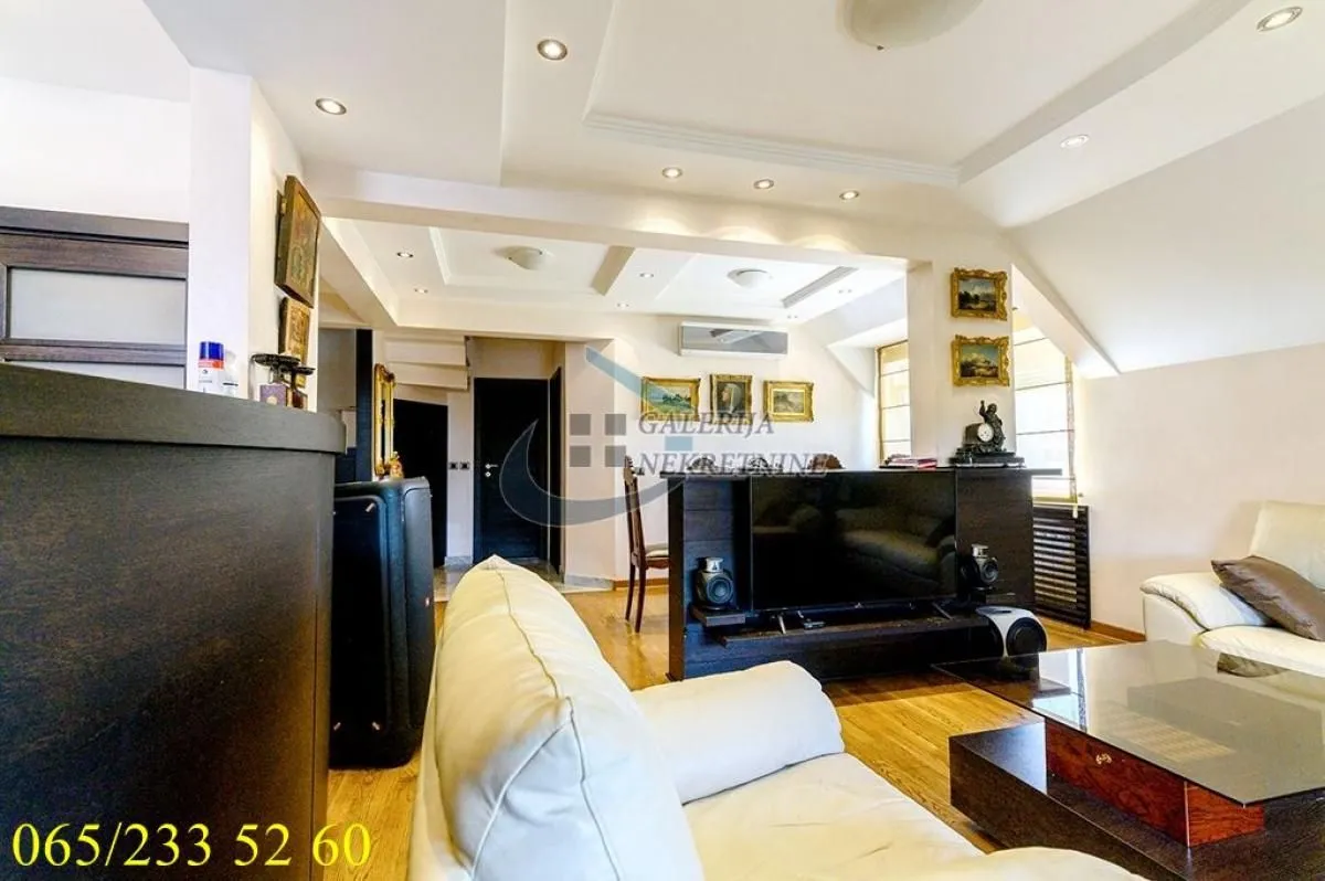 Prodaja, trosoban stan, 77m², Žarkovo, Beograd