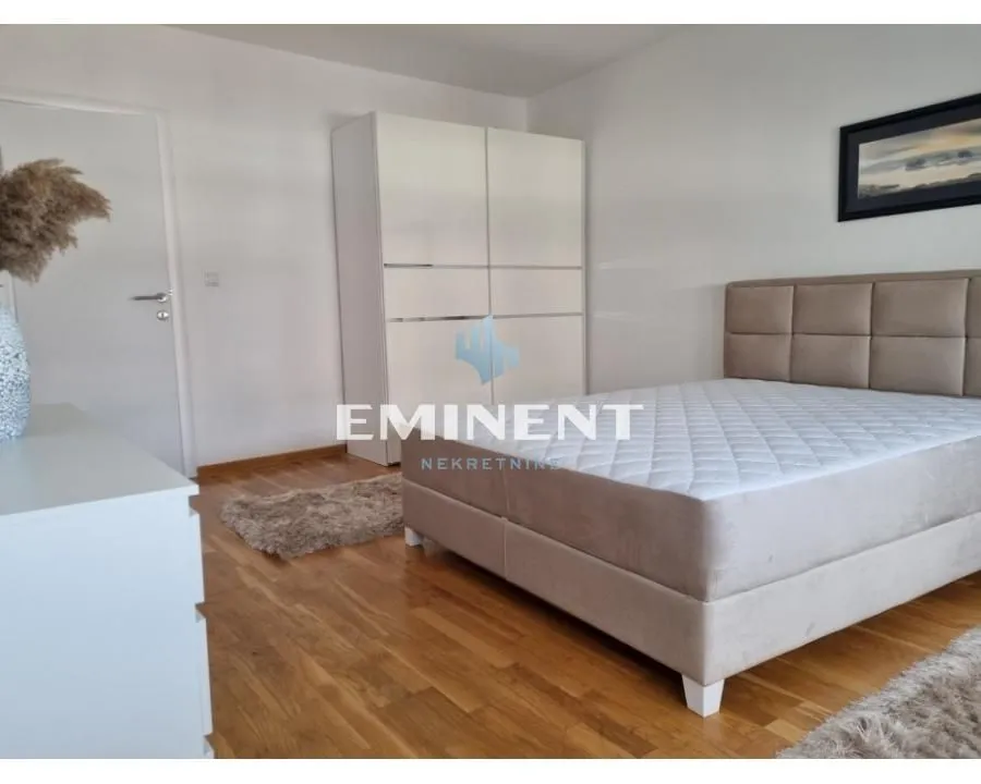 Izdavanje, dvosoban stan, 54m², Tašmajdan, Palilula Sve Podlokacije
