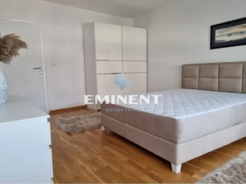 Izdavanje, dvosoban stan, 54m², Tašmajdan, Palilula Sve Podlokacije - image 5