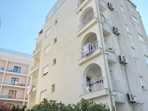 Prodaja, jednosoban stan, 62m², Velika Plaža, Ulcinj - image 10