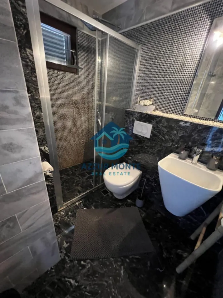 Rent, house, 220m², Polje, Bar