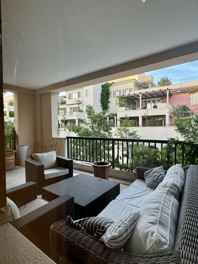 Rent, two bedroom apartment, 130m², Porto Montenegro, Tivat