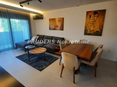 Rent, two bedroom apartment, 62m², Čubura, Beograd