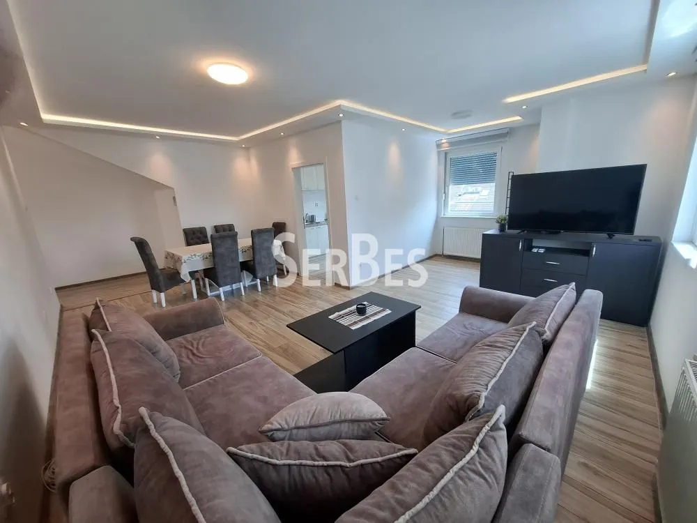 Rent, three bedroom apartment, 90m², Adamovićevo Naselje, Novi Sad Sve Podlokacije