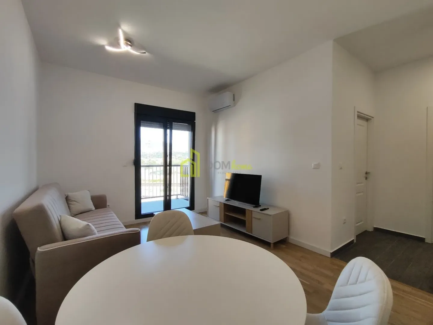 Rent, one bedroom apartment, 37m², Pod Goricom, Podgorica