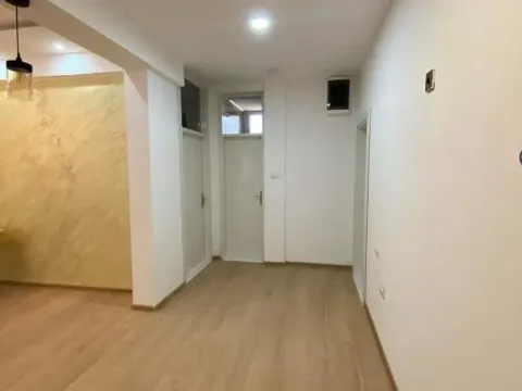 Sale, three bedroom apartment, 64m², Kikinda, Srbija - image 11