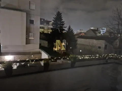 Izdavanje, jednosoban stan, 34m², Centar, Novi Sad - image 12