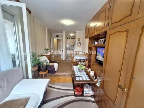 Stan in Bulevar patrijarha Pavla