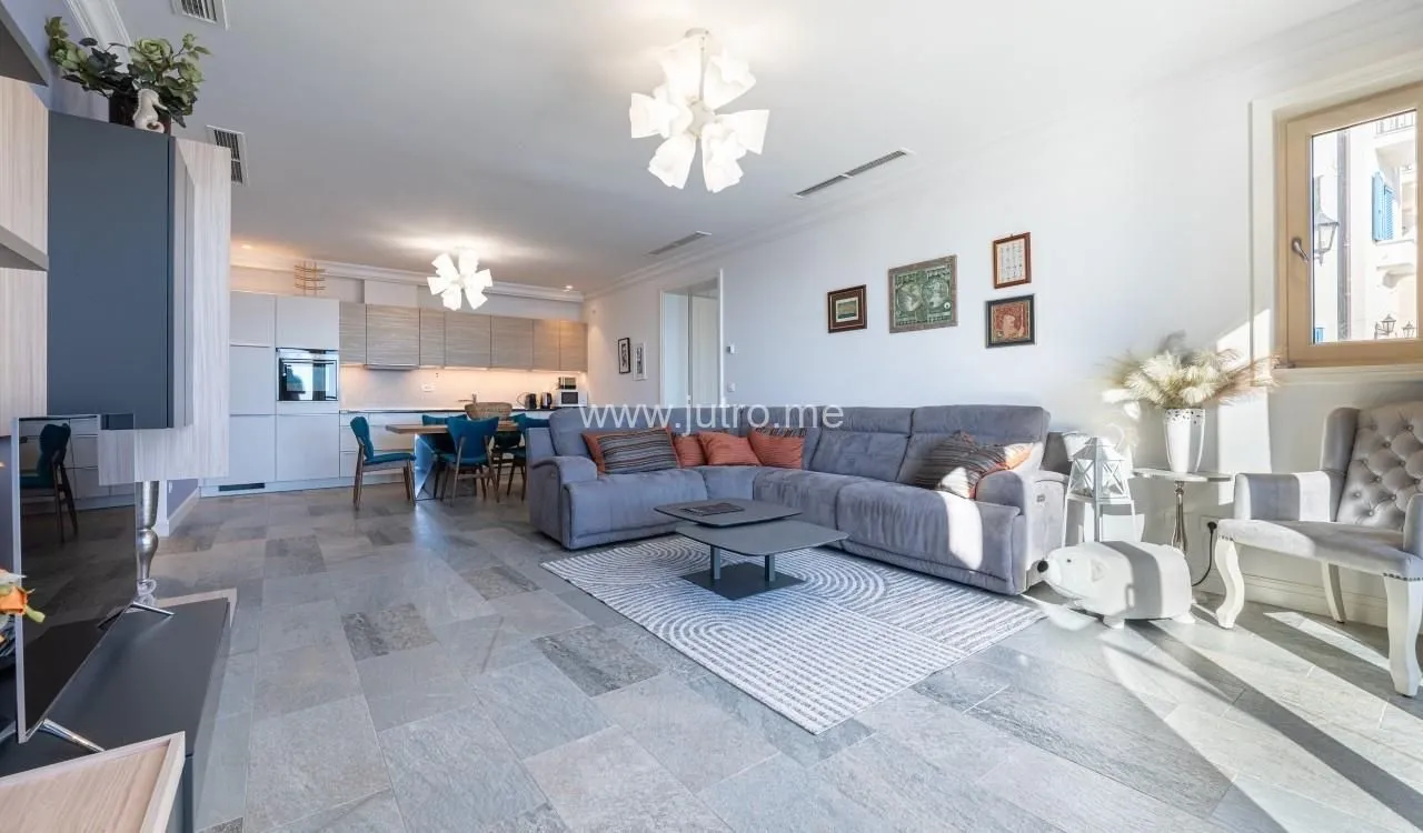 Prodaja, trosoban stan, 108m², Luštica, Tivat