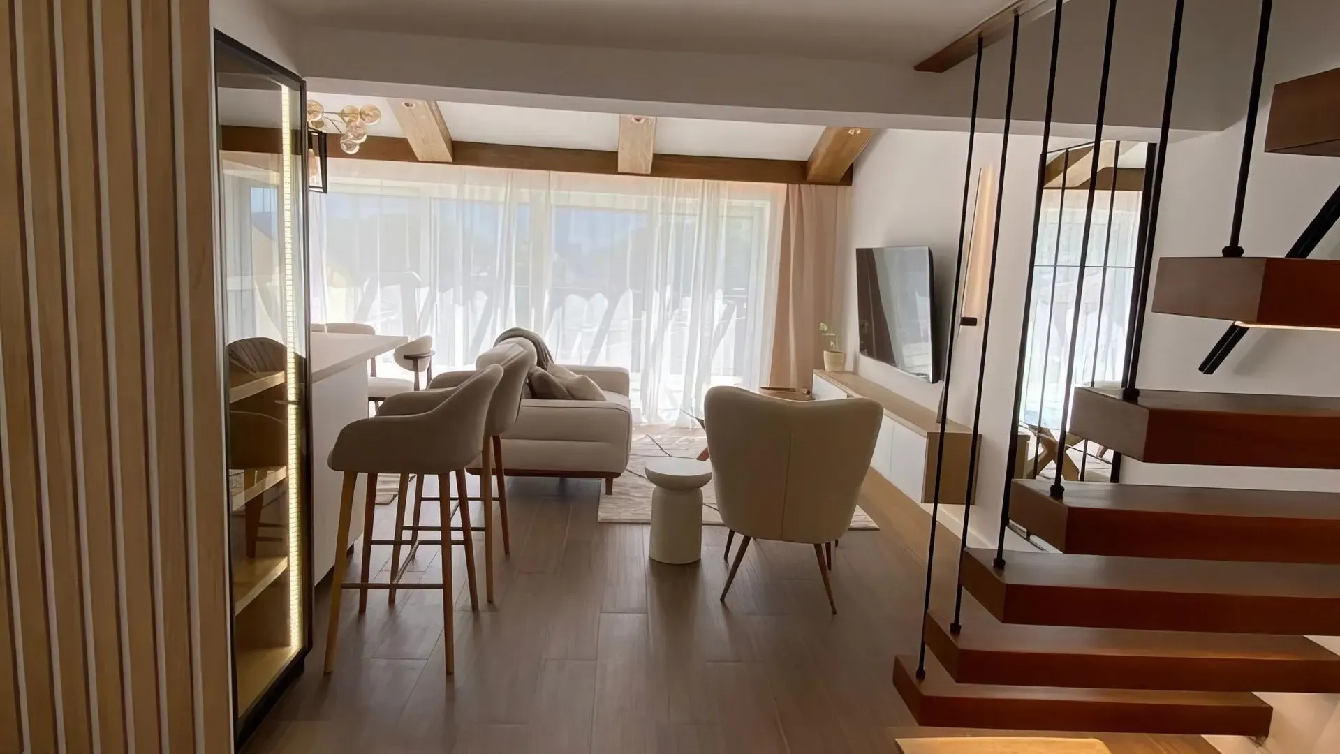 Rent, three bedroom apartment, 90m², Centar, Budva